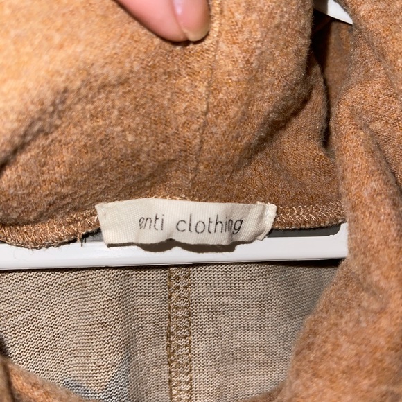 Turtleneck Brown and Black Star Sweater - Picture 4 of 4